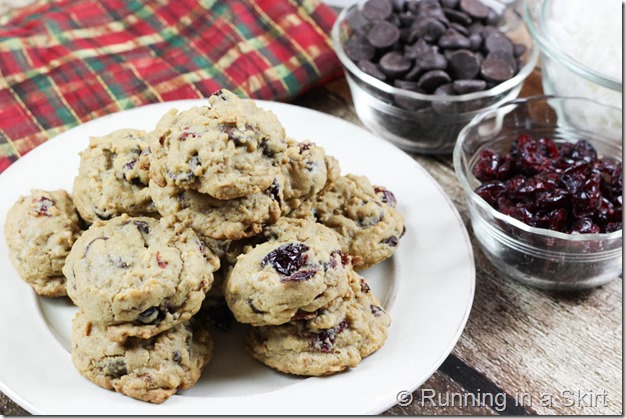 Toasted Coconut Cookies! These babies are packed to the brim with cookie goodness! / Running in a Skirt