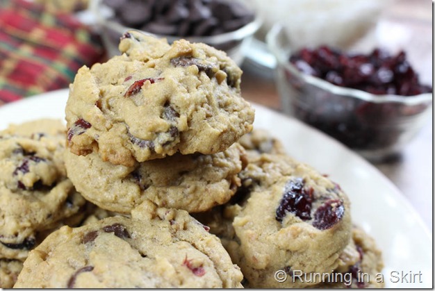 Toasted Coconut Cookies! These babies are packed to the brim with cookie goodness! / Running in a Skirt