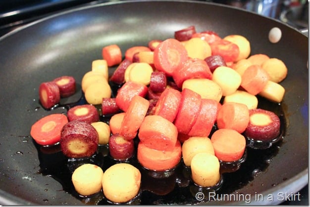 Healthy Honey Balsamic Rainbow Carrots recipe - roasted & glazed in honey balsamic - easy & simple / Running in a Skirt