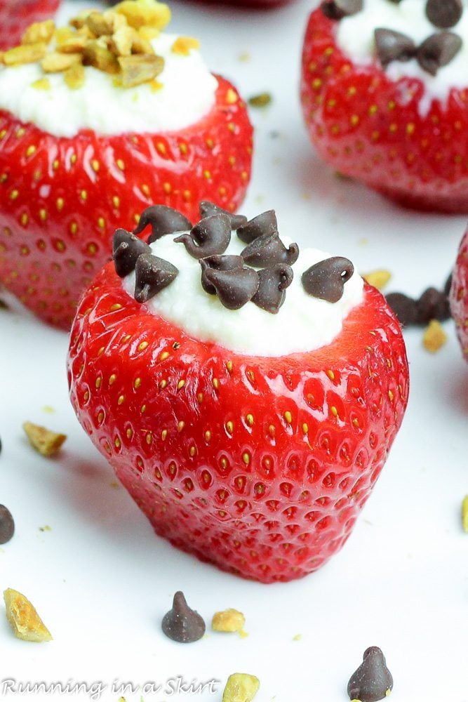 healthy cannoli stuffed strawberries