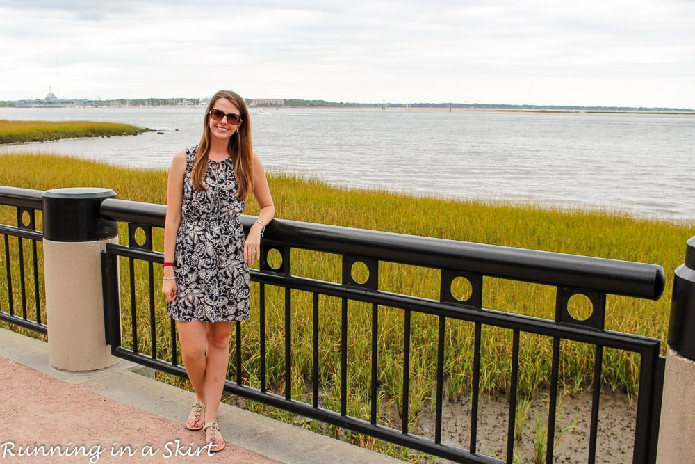 Perfect Charleston Day Trips- Southern brunch, shopping, exploring historic areas, oysters and dessert on the rooftop bar! / Running in a Skirt