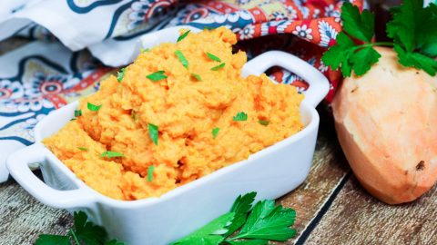 Healthy Honey Mashed Sweet Potatoes- secret creamy ingredient!/ Running in a Skirt