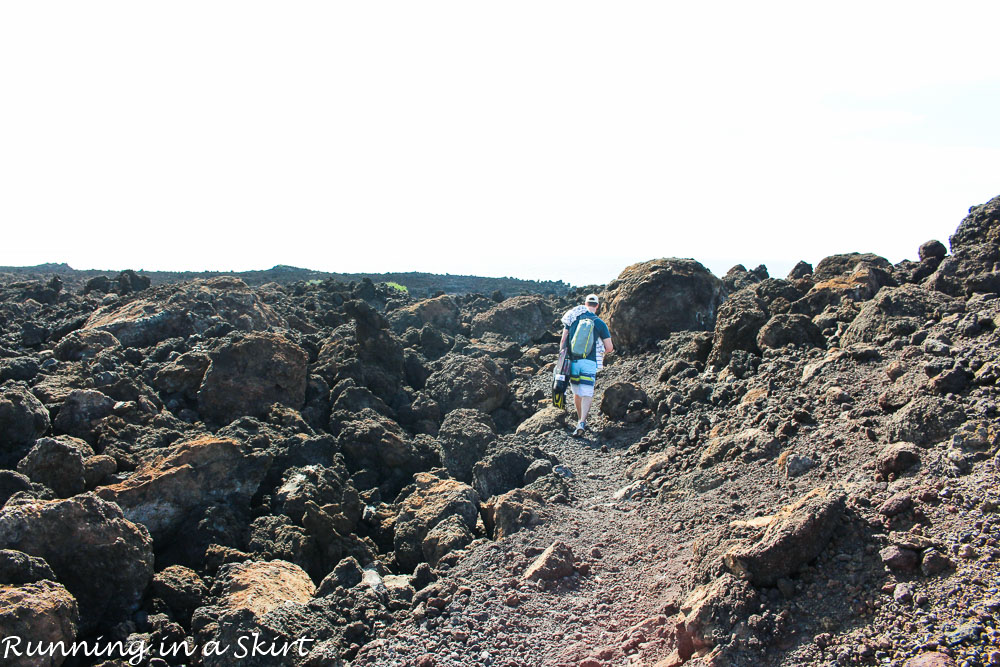 Best Maui Hikes - past La Perouse Bay hike to black, white and green sand beach called Keawanaku./ Running in a Skirt