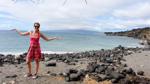 Best Maui Hikes - past La Perouse Bay hike to black, white and green sand beach called Keawanaku./ Running in a Skirt