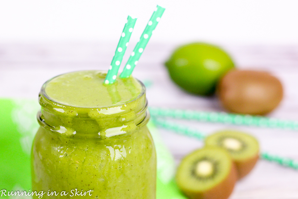 Honey Dew Kiwi Smoothie recipe. Vegan, Vegetarian, Creamy, Healthy and delicious!/ Running in a Skirt