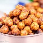 BBQ Roasted Chickpeas -easy, clean eating, healthy snack / Running in a Skirt