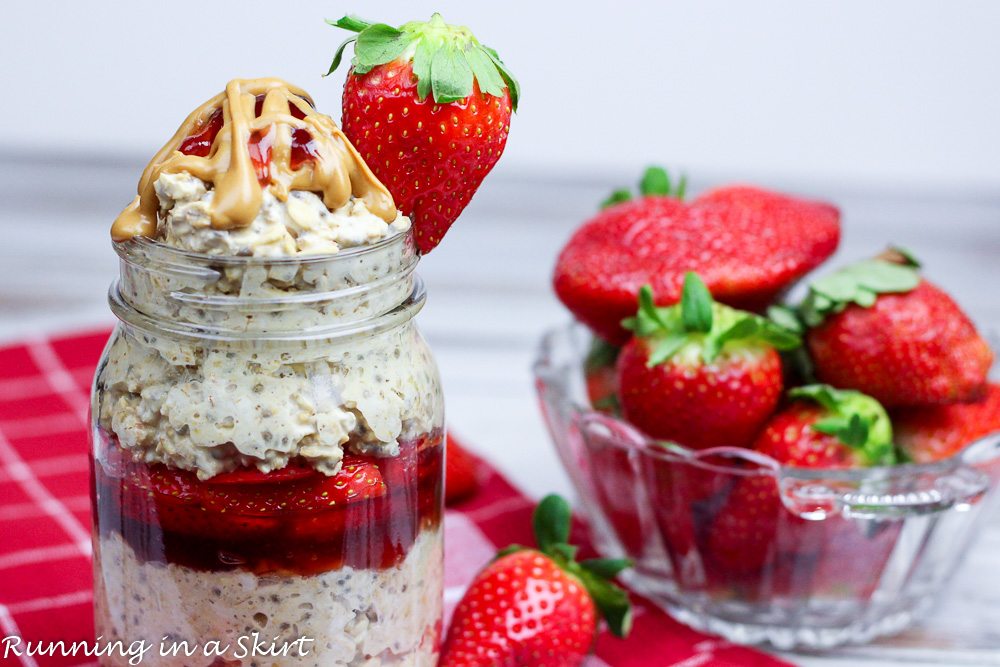 Healthy Mason Jar Peanut Butter and Jelly Overnight Oats recipe