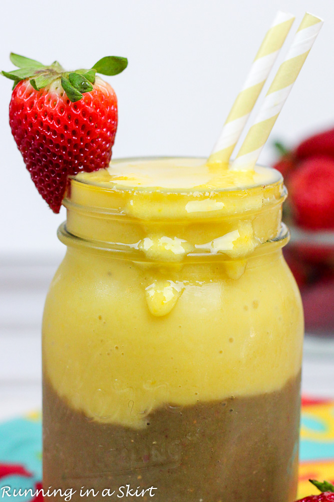 Healthy Strawberry and Mango Smoothie Recipe - healthy and vegan/ Running in a Skirt