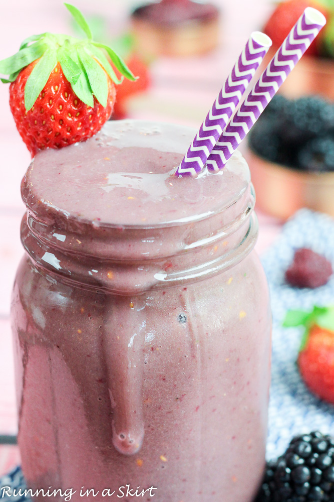 Triple Berry Smoothie Recipe - healthy smoothie perfect for breakfast or snack. Uses almond milk, banana and blueberry, raspberry, strawberry and spinach. / Running in a Skirt