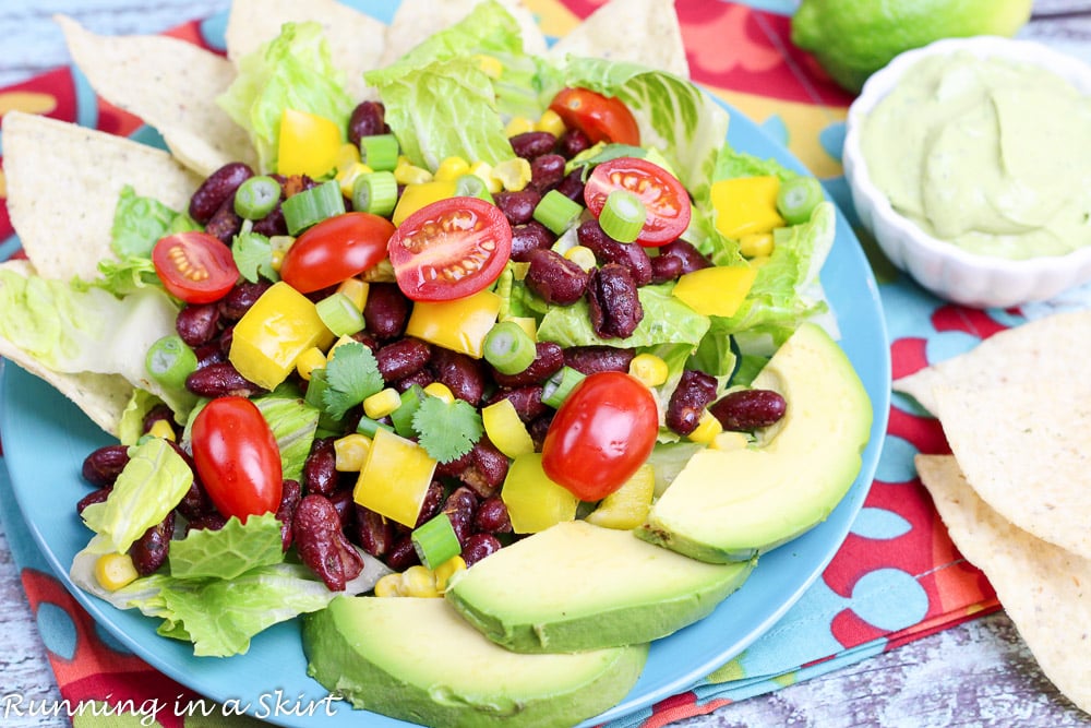 Vegetarian Taco Salad Recipe - simple healthy dinner idea. / Running in a Skirt