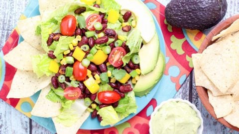 Vegetarian Taco Salad Recipe - simple healthy dinner idea. / Running in a Skirt