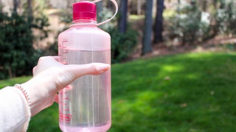 5 Reasons Why You Should Stop Buying Bottled Water/ Running in a Skirt