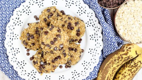 Healthy Banana Oatmeal Chocolate Chip Cookies, healthy, vegan and clean eating