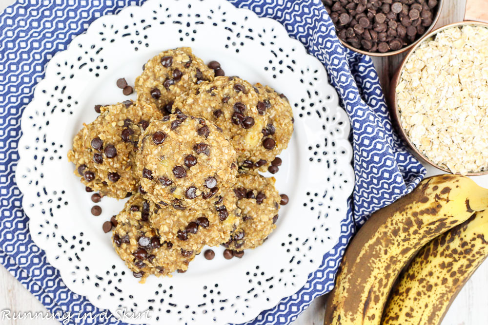 Healthy Banana Oatmeal Chocolate Chip Cookies, healthy, vegan and clean eating