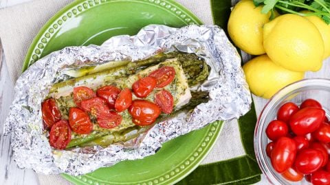 Salmon and Vegetables in Foil. Fresh asparagus and tomato! Only 6 Ingredients/ Running in a Skirt