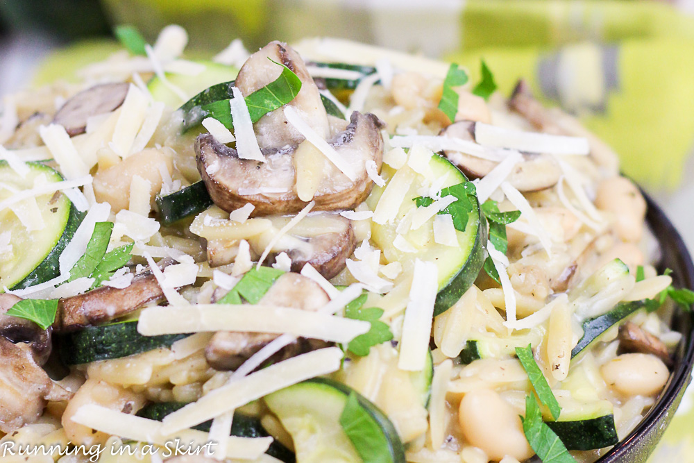 15 Minute One Pot Mushroom Orzo- healthy, easy and hearty vegetarian meal./ Running in a Skirt