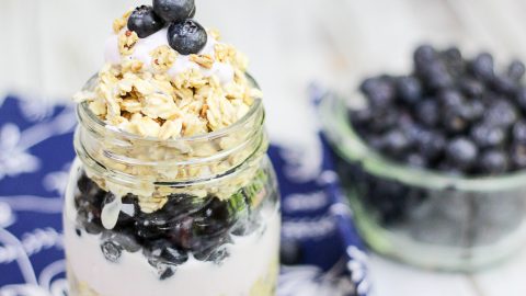 Blueberry Pie Overnight Oats - clean eating breakfast