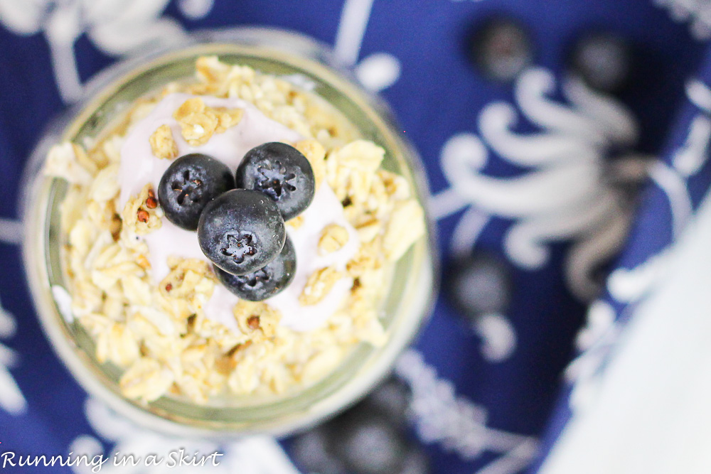 Blueberry Pie Overnight Oats - clean eating breakfast