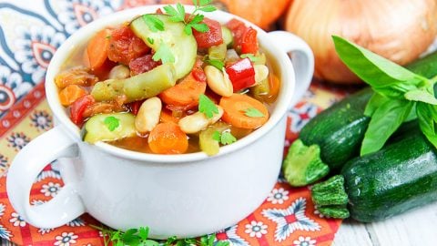 Easy Crock Pot Vegetable Soup - vegetarian & vegan!