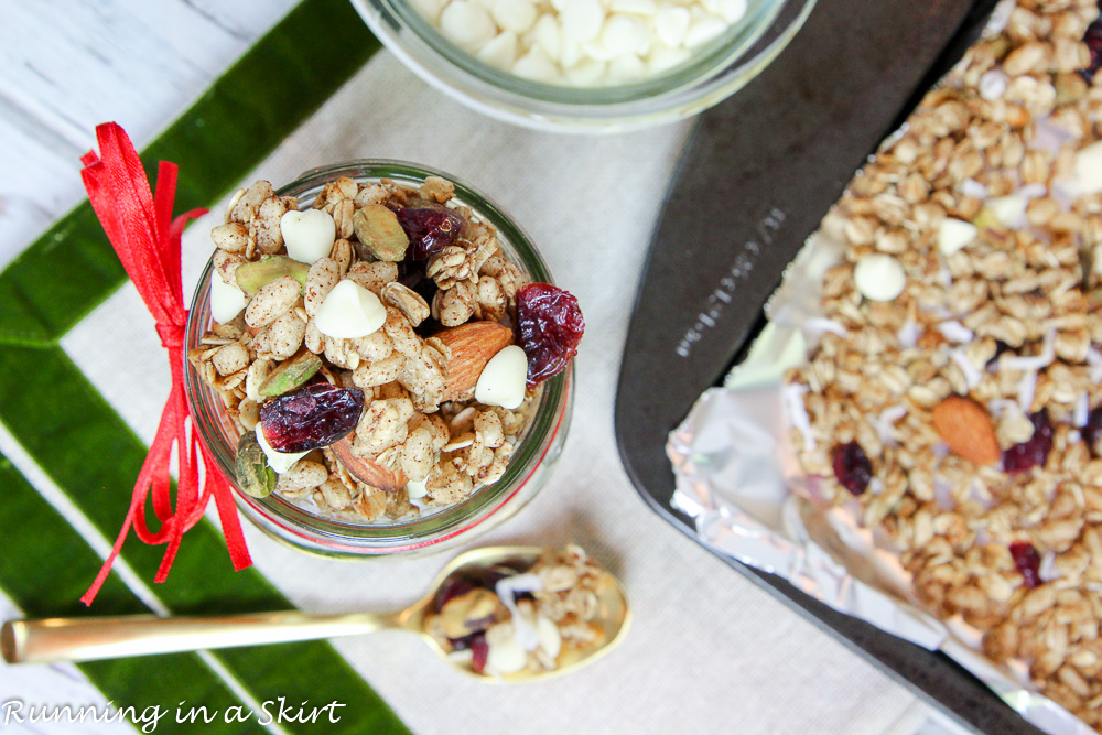 Healthy Crock Pot Christmas Granola recipe / Running in a Skirt