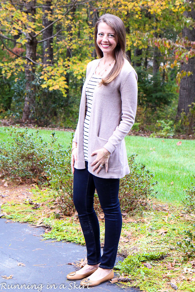 Long Beige Sweater & Jeggings / Running in a Skir