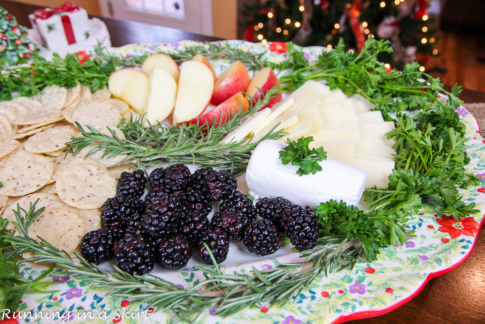 Last Minute 5 Minute Holiday Cheese Platter / Running in a Skirt