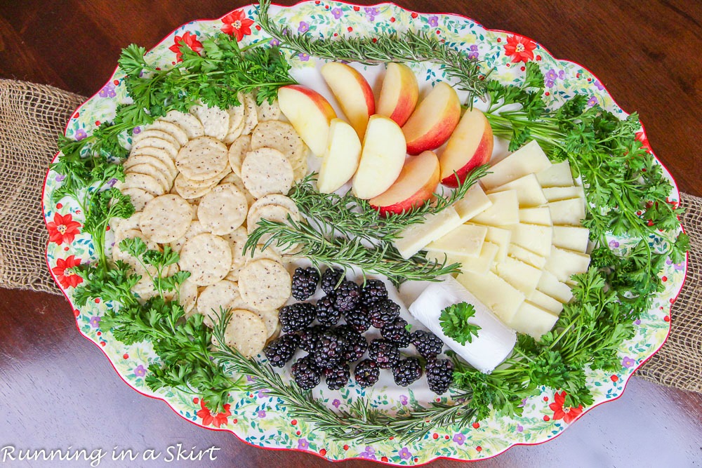 Last Minute 5 Minute Holiday Cheese Platter / Running in a Skirt