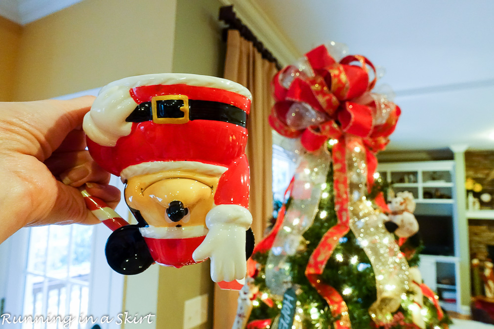 mickey-christmas-mug