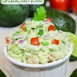 Healthy & Creamy Greek Yogurt Guacamole recipe / Running in a Skirt