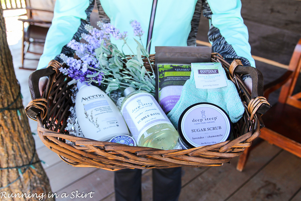 Galentine's Day Gifts - easy DIY gift baskets from iherb / Running in a Skirt