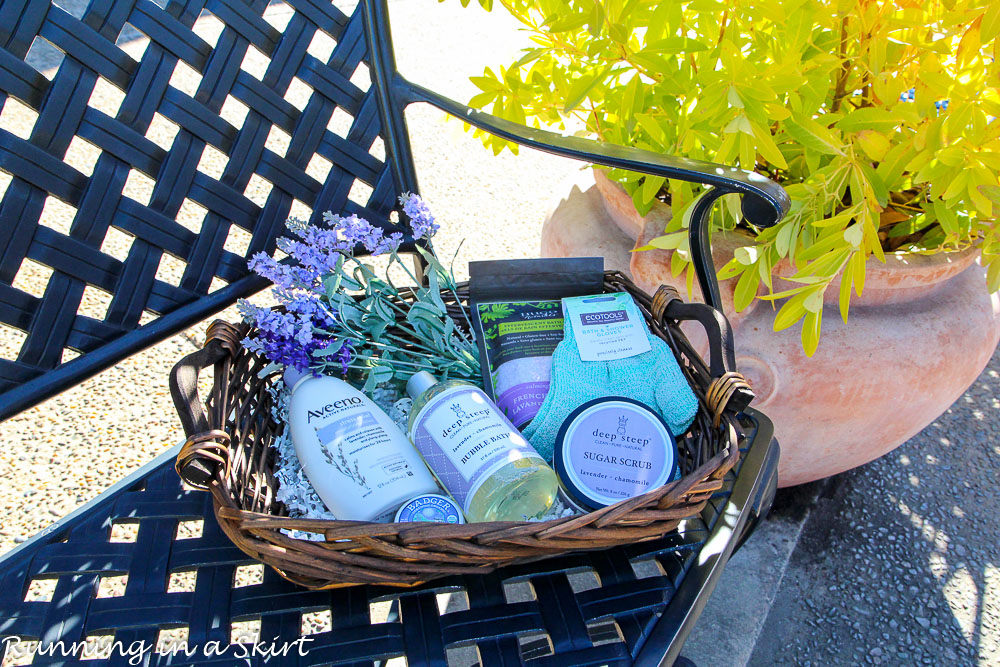 Galentine's Day Gifts - easy DIY gift baskets from iherb / Running in a Skirt