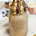 Healthy Peanut Butter Cup Overnight Oats recipe / Running in a Skirt