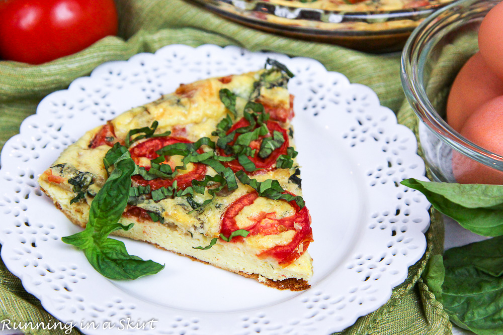 Easy Caprese Vegetarian Crustless Quiche recipe / Running in a Skirt