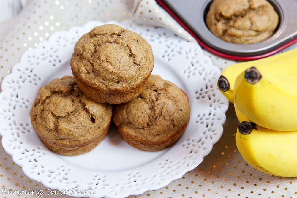 Healthy Clean Eating Banana Bread Muffins recipe / Running in a Skirt