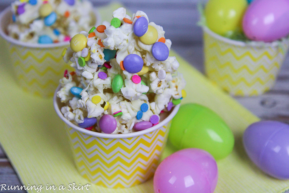 White Chocolate Easter Popcorn recipe / Running in a Skirt