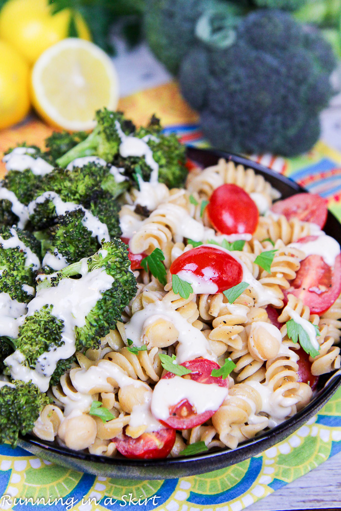 Healthy, Vegan Roasted Broccoli Pasta recipe with tahini dressing / Running in a Skirt