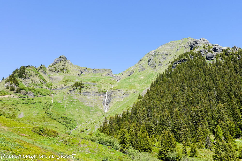 Why Murren is one of the most beautiful places in Switzerland / Running in a Skirt