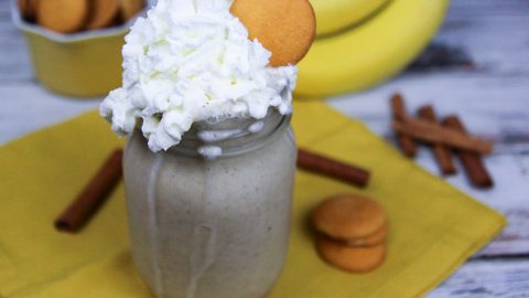 Easy & Healthy Banana Pudding Smoothie recipe / Running in a Skirt