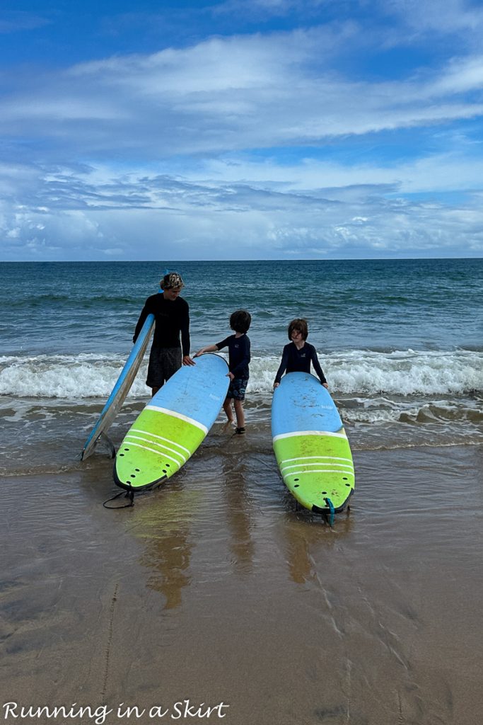Kids surfing