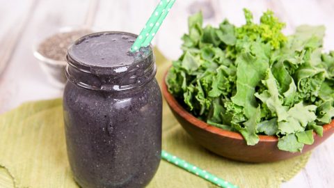 Healthy Kale and Blueberry Smoothie recipe