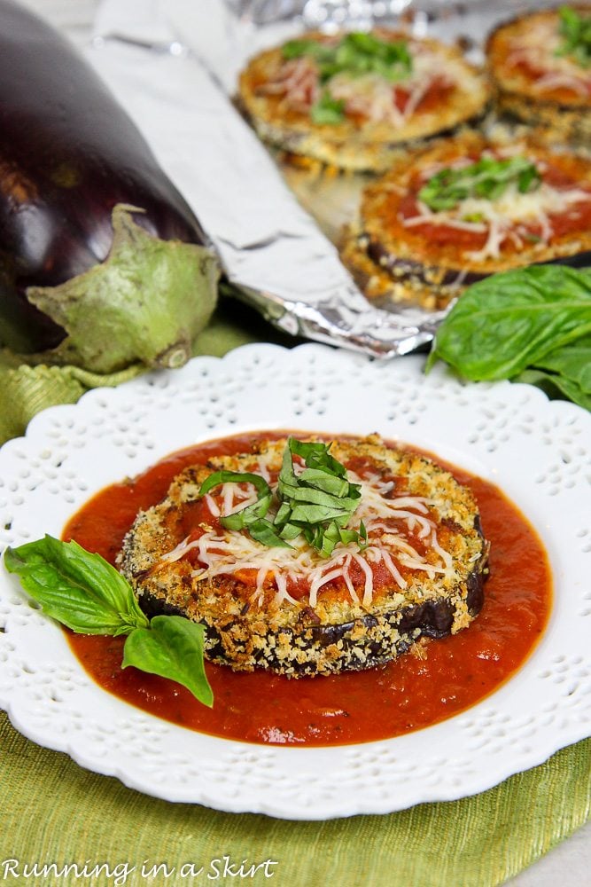 Baked Eggplant Slices with Tomato Sauce / Running in a Skirt