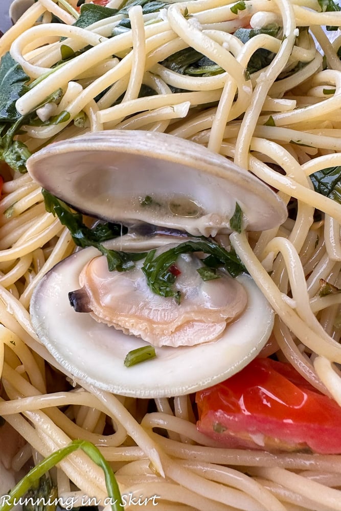 Ombra Spaghetti with clams