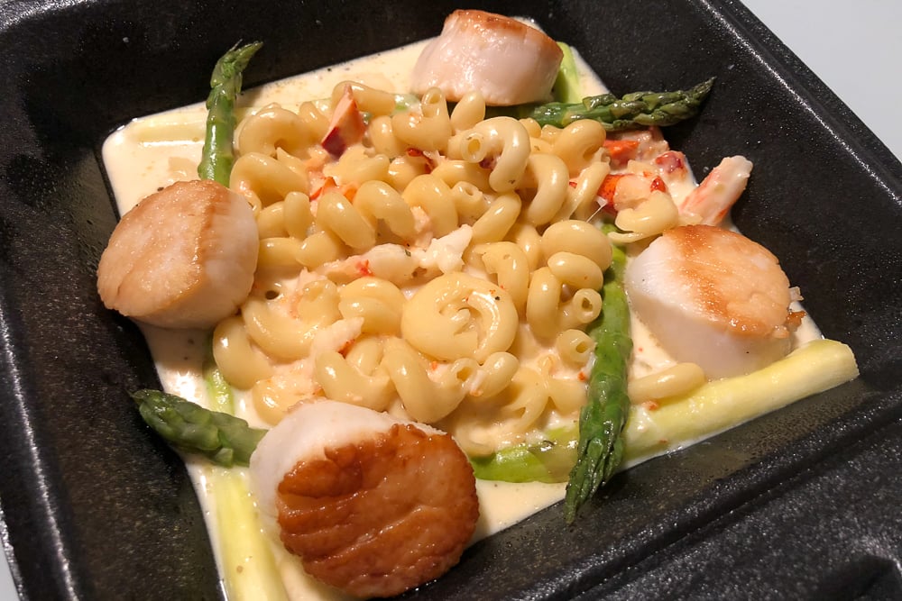 Redfish Scallops with Lobster Mac & Cheese