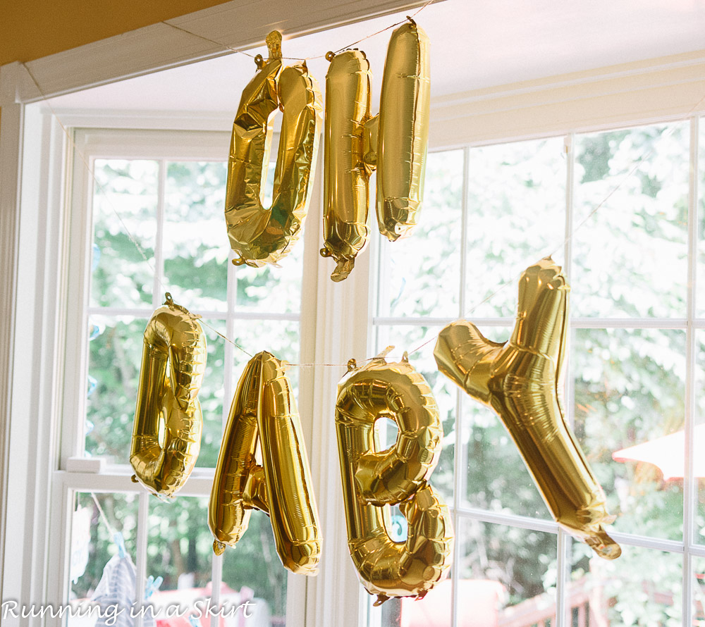 Twins gender reveal party ideas including Oh Baby party sign.