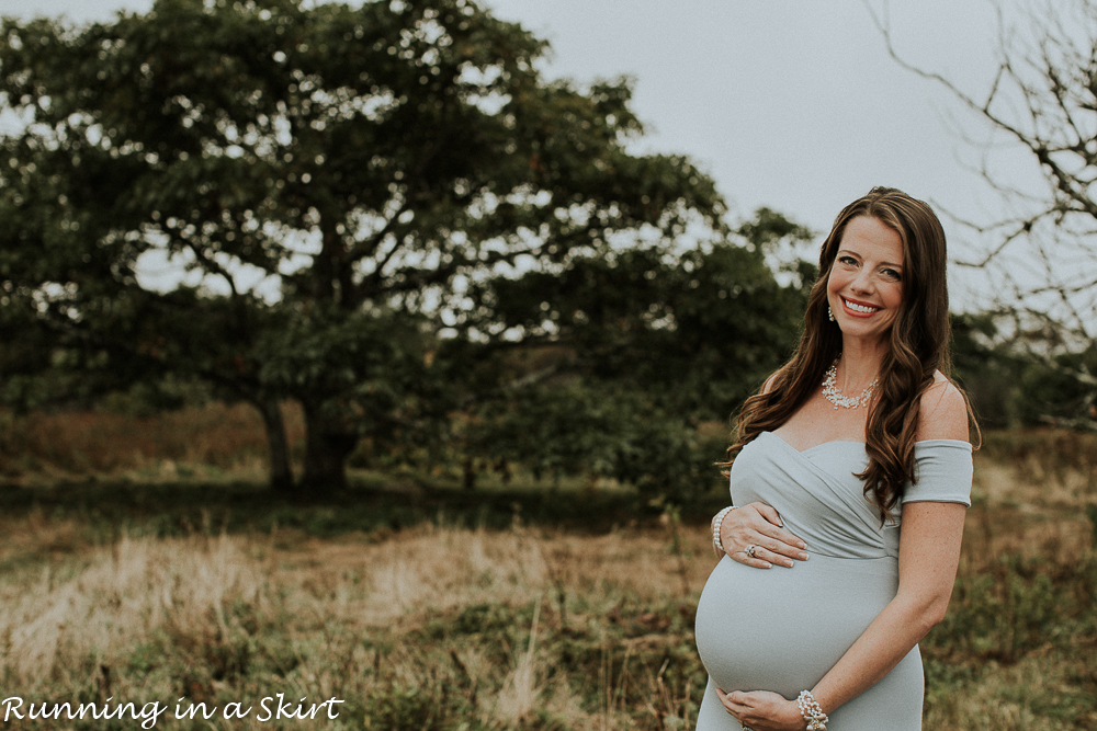 twin maternity photos