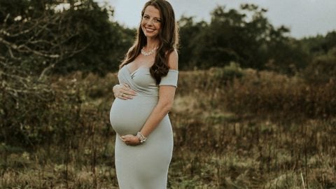 twin maternity photos