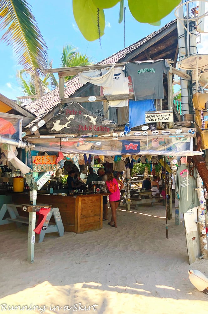 What to do in Hope Town Bahamas - travel to Pete's Pub.