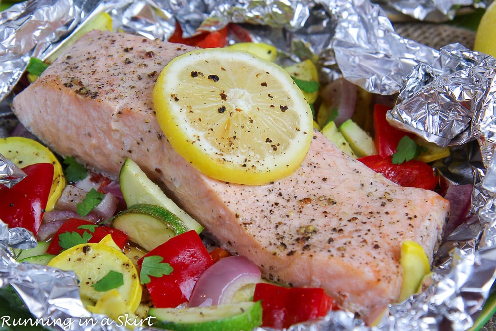 Salmon Foil Packets with Vegetables