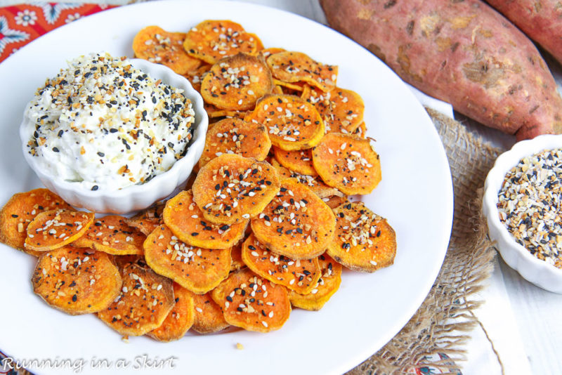 3 Ingredient Everything Bagel Sweet Potato Chips « Running in a Skirt