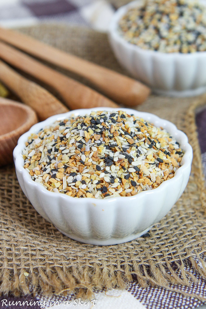 Healthy Everything Bagel Dip recipe